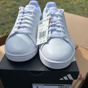 Adidas Classic White Advantage Sneakers